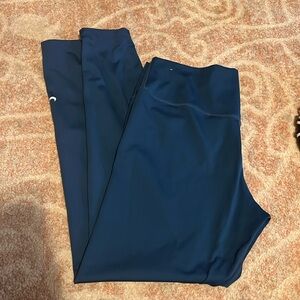 Nike blue dry fit leggings full length smoke-free home